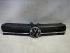VW Golf VII Variant Kühlergrill, Frontgrill, VW Zeichen